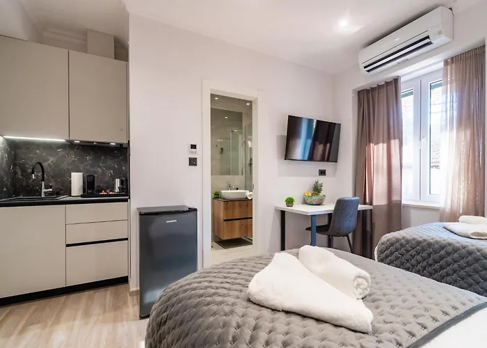 Apartament At 4 & Split
