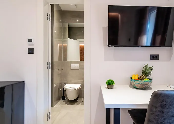 At 4 & Apartament