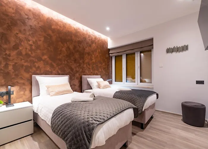 At 4 & Apartament Split