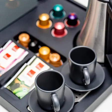 At 4 & Apartment Split